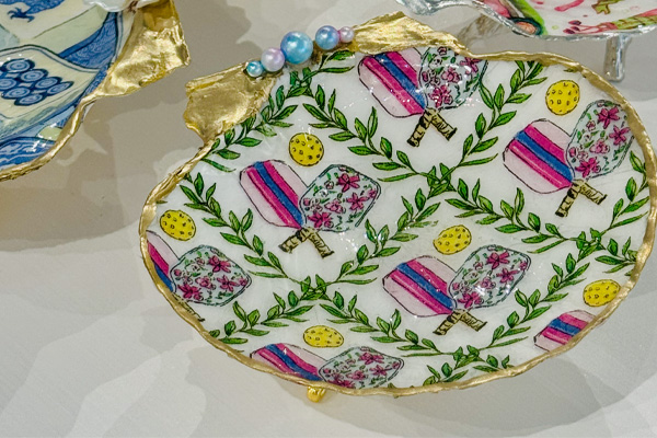 Shell Art: Decoupage & Create!